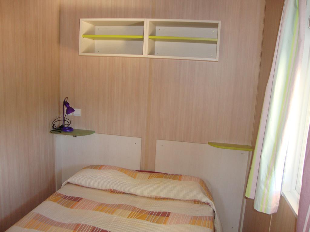 Camping Residence Chalet La Pomposa Terrazzoni Bonifacio  Room photo