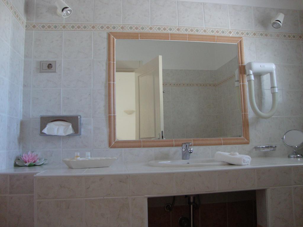 Camping Residence Chalet La Pomposa Terrazzoni Bonifacio  Room photo